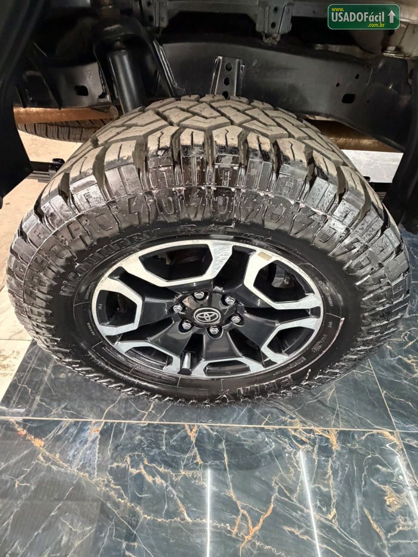 Toyota Hilux SRX Plus CD 2.8 4x4 TDI Automático Diesel 2023/2024 — foto 8 de 18