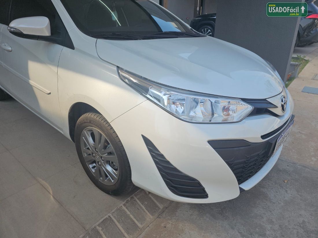 TOYOTA Yaris Hatch XL Live 1.3 Automático Flex