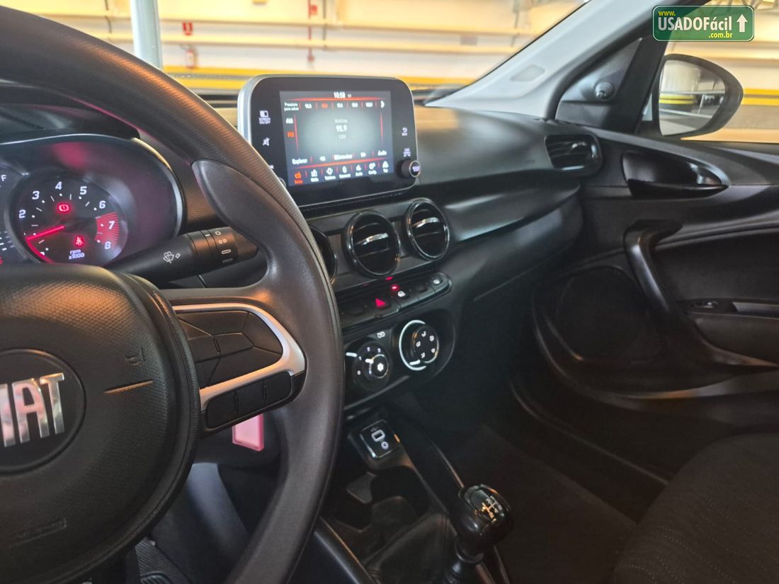 Fiat Cronos Drive 1.3 Mecânico Flex 2020/2021 — foto 12 de 16