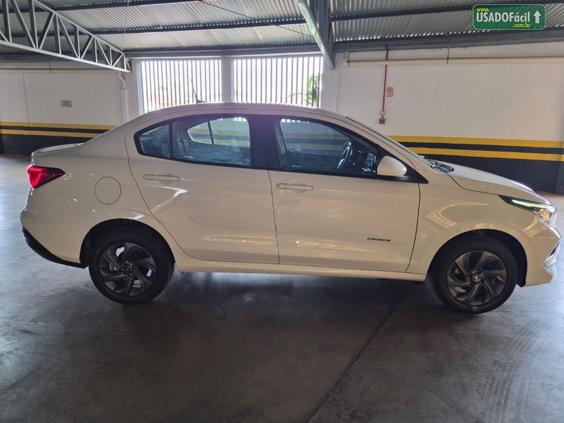 Fiat Cronos Drive 1.3 Mecânico Flex 2020/2021 — foto 6 de 16
