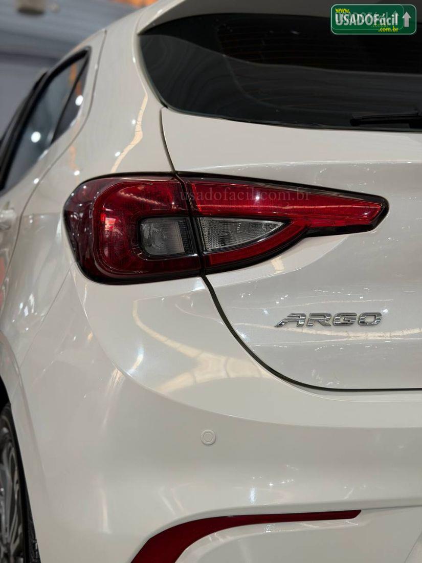 FIAT Argo Precision 1.8 Automático Flex 2017/2018 — foto 7 de 21