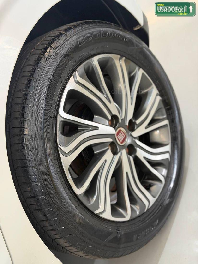 FIAT Argo Precision 1.8 Automático Flex 2017/2018 — foto 9 de 21