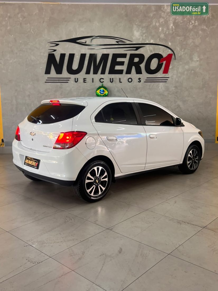 CHEVROLET/GM Onix Hatch LTZ 1.4 Mecânico Flex 2016/2016 — foto 4 de 14