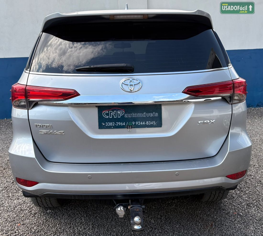 Toyota Hilux SW4 SRX 2.8 4x4 TDI Automático Diesel 2019/2020 — foto 5 de 16