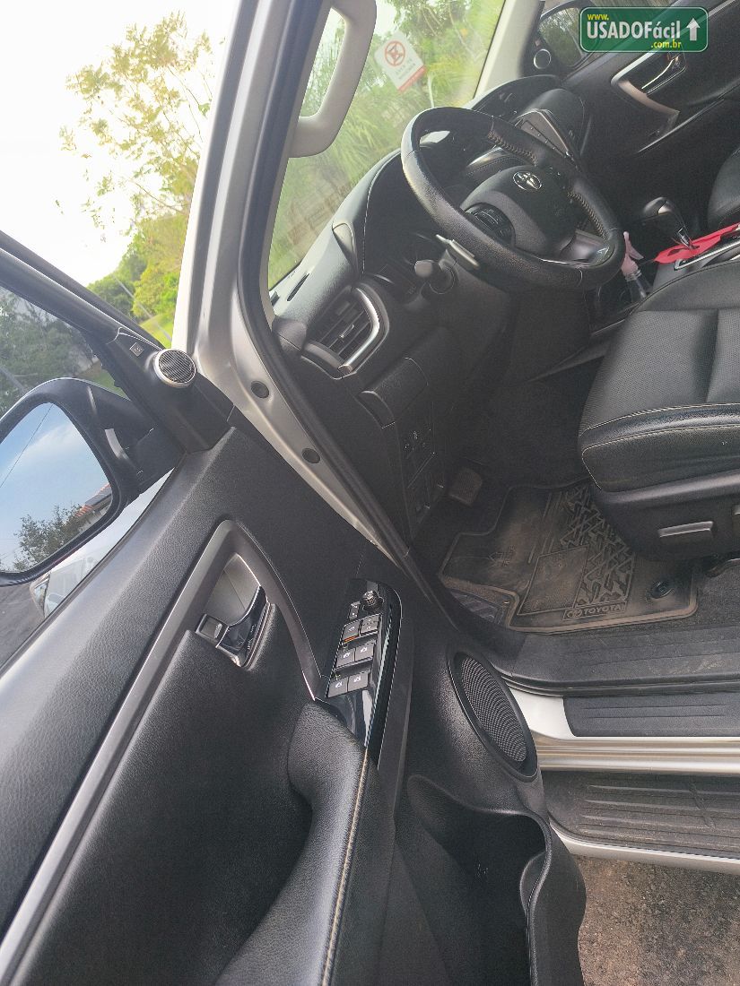 Toyota Hilux SW4 SRX 2.8 4x4 TDI Automático Diesel 2021/2021 — foto 11 de 13