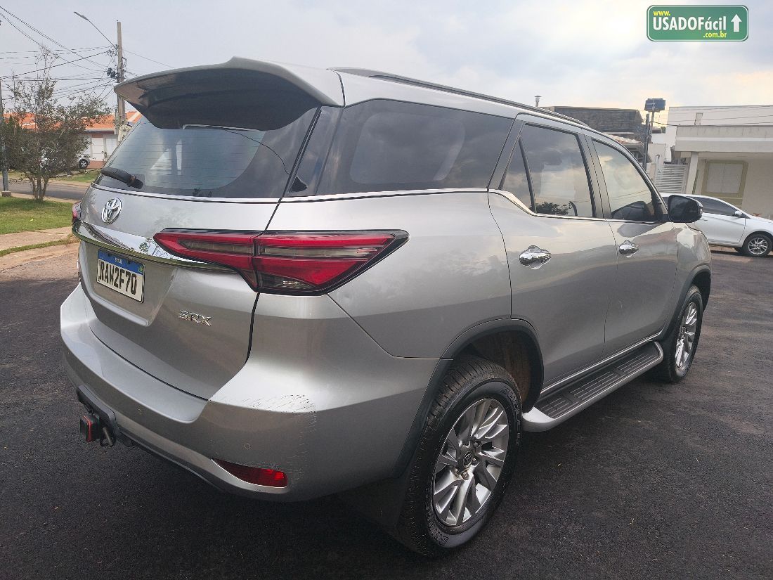 Toyota Hilux SW4 SRX 2.8 4x4 TDI Automático Diesel 2021/2021 — foto 3 de 13