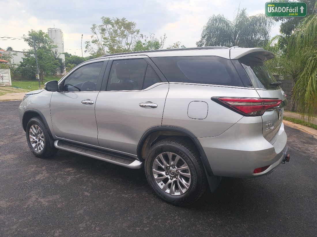 Toyota Hilux SW4 SRX 2.8 4x4 TDI Automático Diesel 2021/2021 — foto 8 de 13