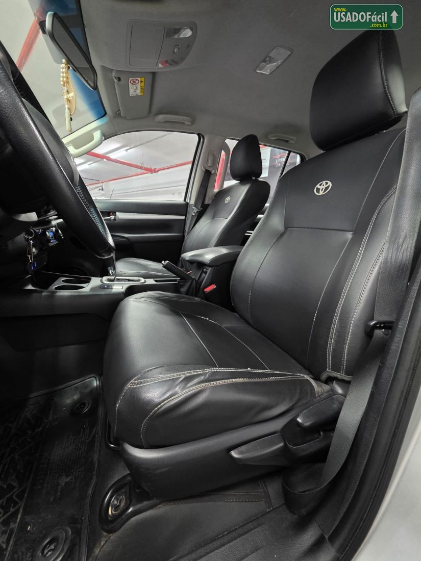 Toyota Hilux SR CD 2.8 4X4 TDI Automático Diesel 2022/2022 — foto 9 de 10