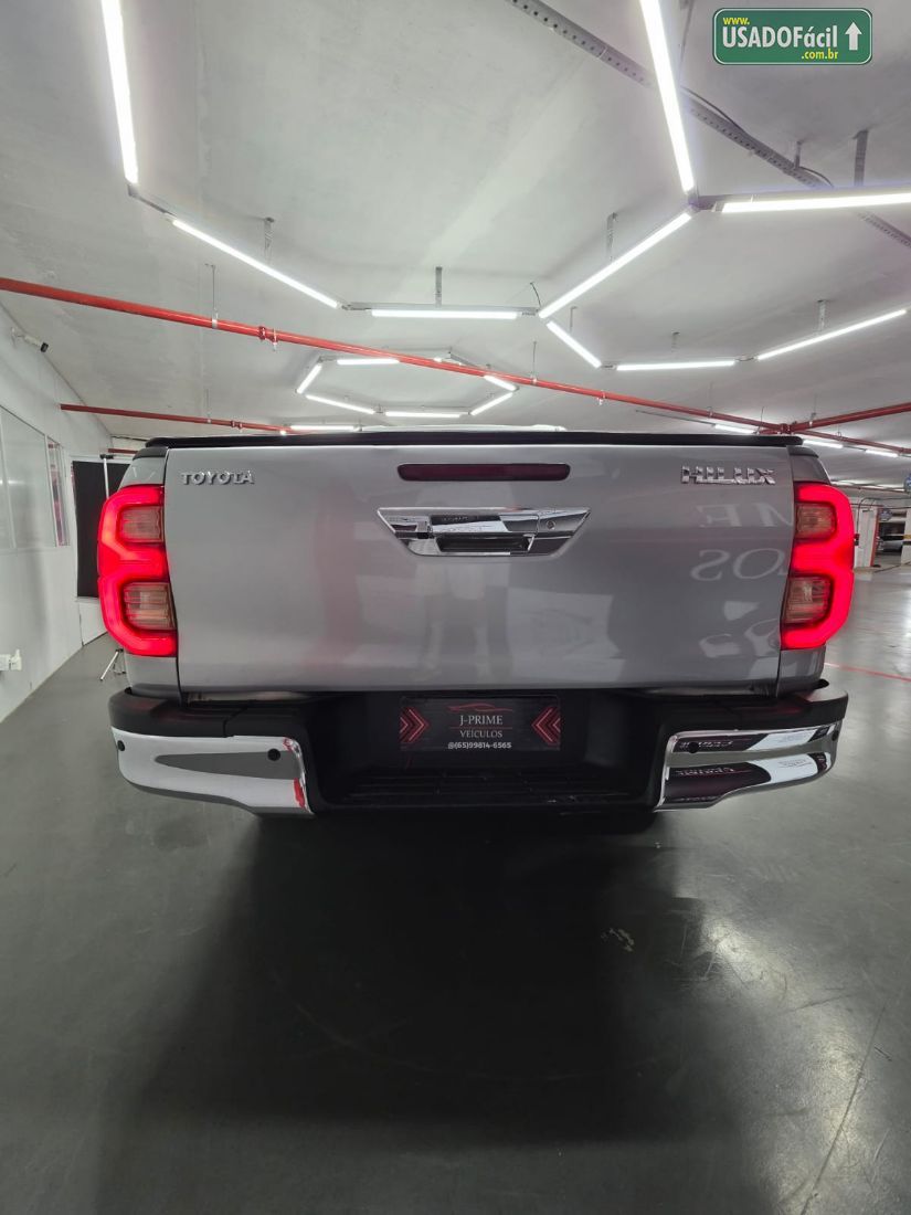 Toyota Hilux SR CD 2.8 4X4 TDI Automático Diesel 2022/2022 — foto 3 de 10