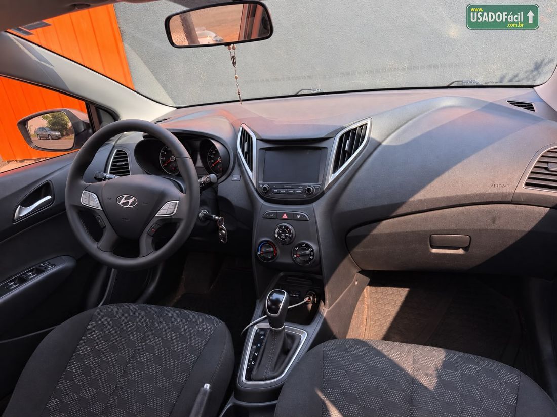 Hyundai HB20 Hatch Comfort Plus 1.6 Automático Flex 2019/2019 — foto 9 de 12