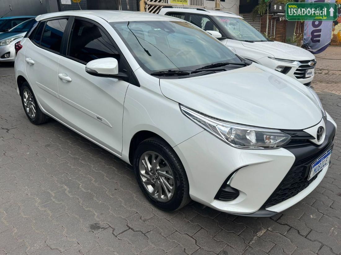 TOYOTA Yaris Hatch XS 1.5 Automático Flex 2022/2023 — foto 3 de 16