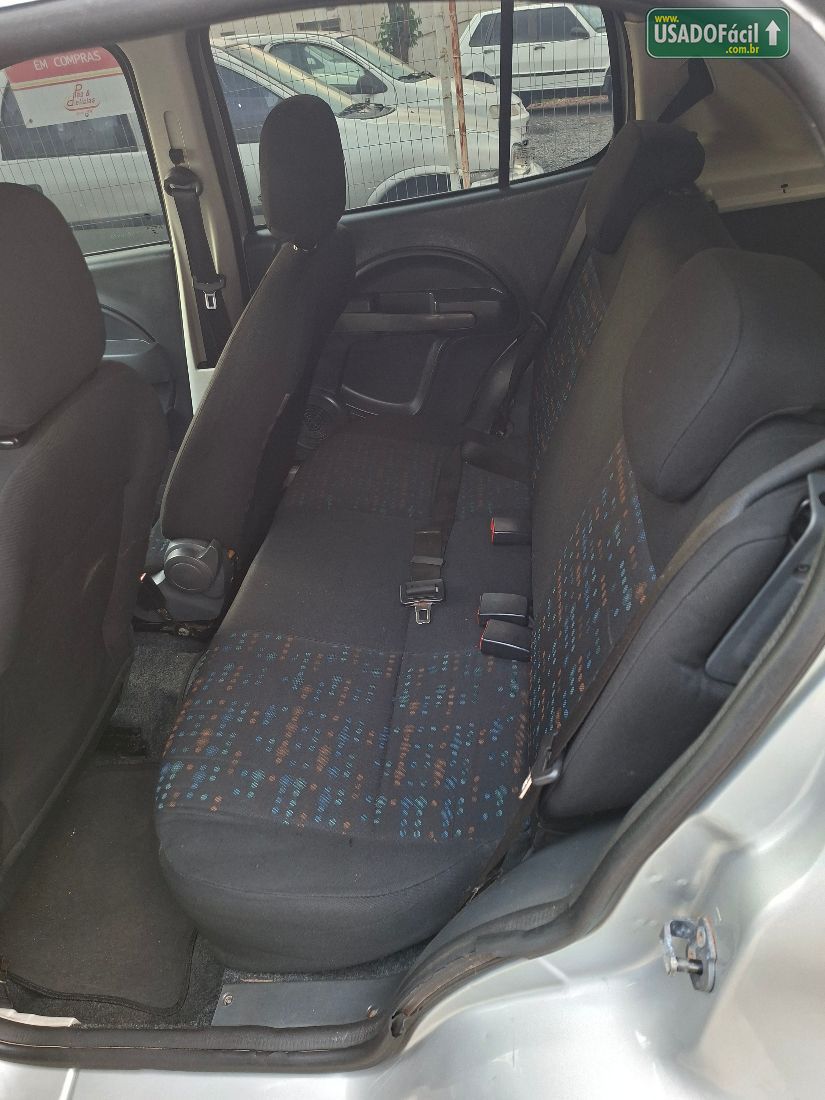 Fiat Uno Vivace 1.0 EVO Fire Flex 5P 2014/2015 — foto 3 de 9