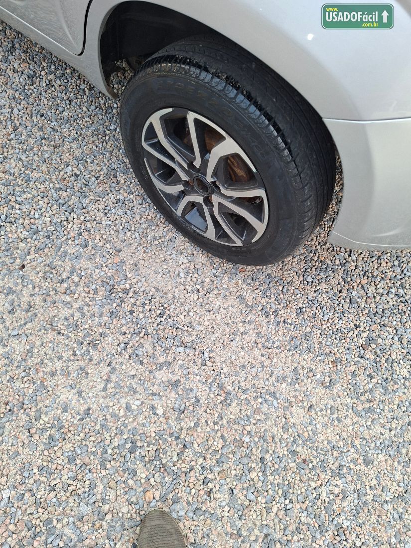 Fiat Uno Vivace 1.0 EVO Fire Flex 5P 2014/2015 — foto 7 de 9
