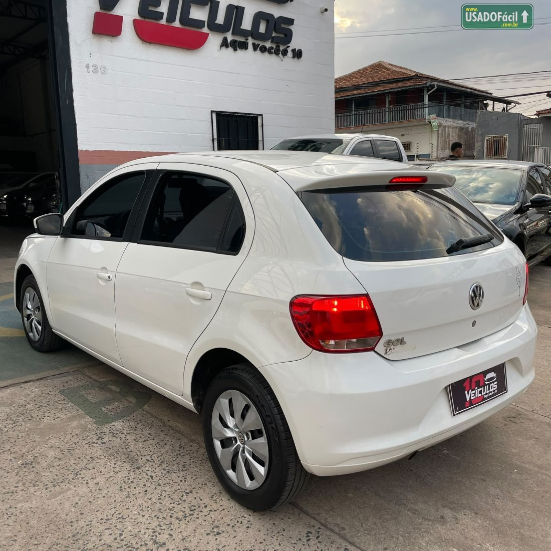 Volkswagen Gol 1.0 Mi 4P Total Flex 2014/2014 — foto 4 de 10