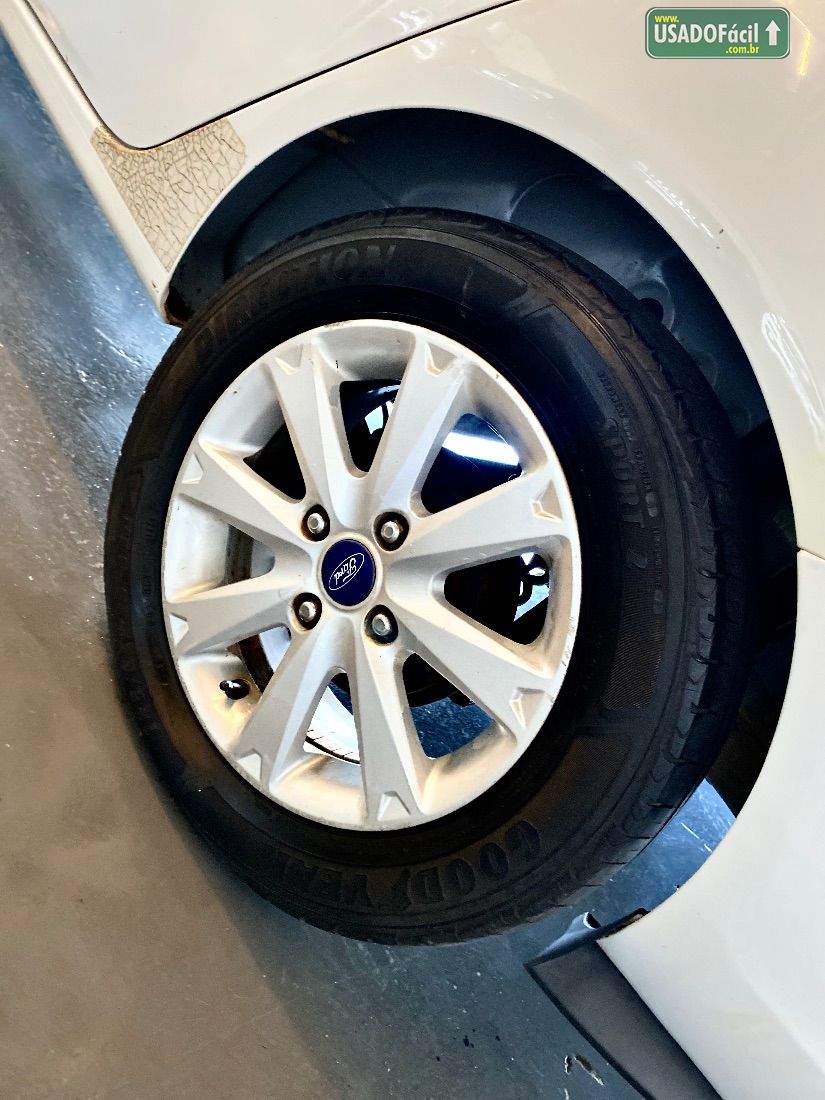 Ford Fiesta Sedan SE 1.6 16V Flex 4P 2011/2012 — foto 23 de 41
