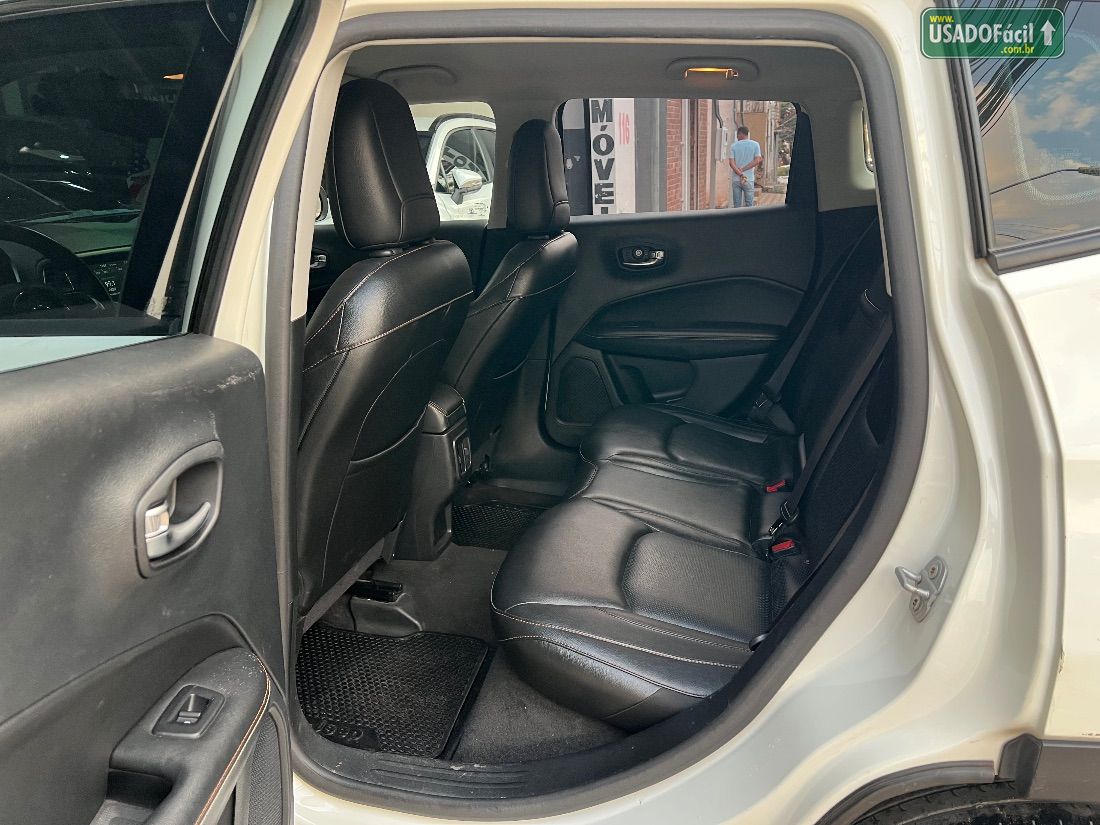 Jeep Compass Longitude 2.0 4x2 Automático Flex 2018/2019 — foto 17 de 30