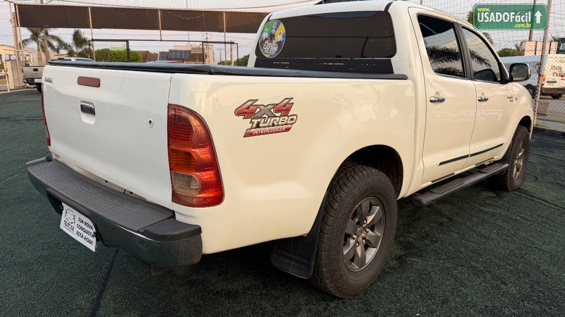 Toyota Hilux CD 2.5 D4-D 4x4 Turbo Diesel 2010/2011 — foto 5 de 6