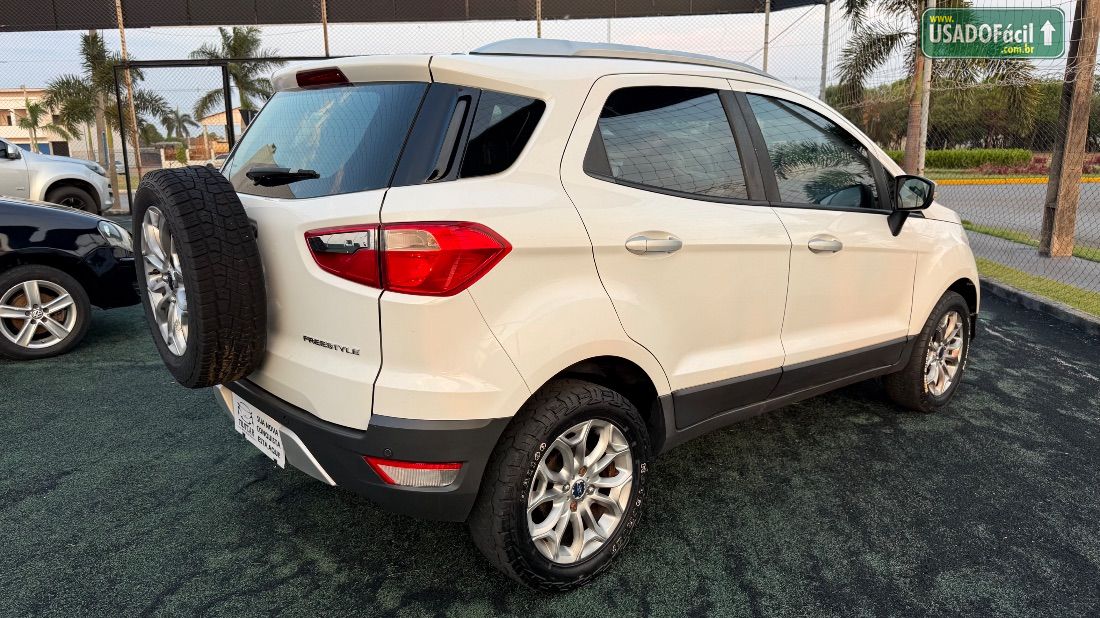 Ford EcoSport Freestyle 1.6 Flex 2015/2015 — foto 4 de 6