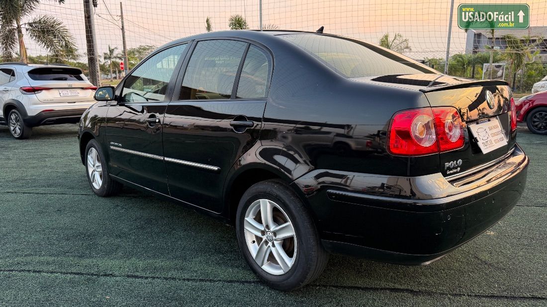 Volkswagen Polo Sedan 1.6 Mi Total Flex 2007/2008 — foto 4 de 5