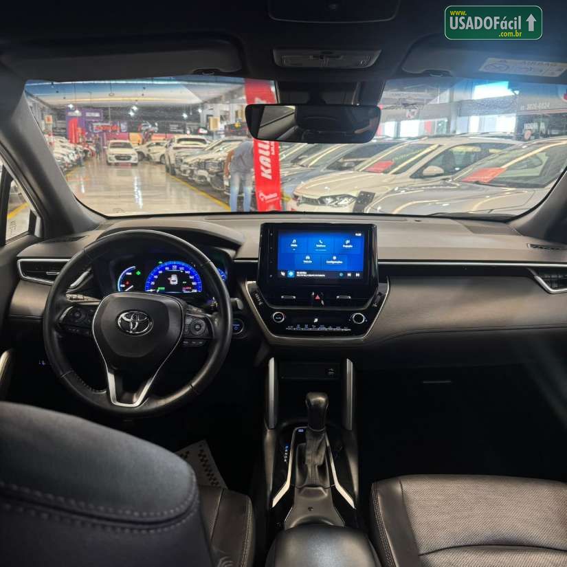TOYOTA Corolla Cross XRV 1.8 Automático Híbrido 2023/2024 — foto 7 de 14