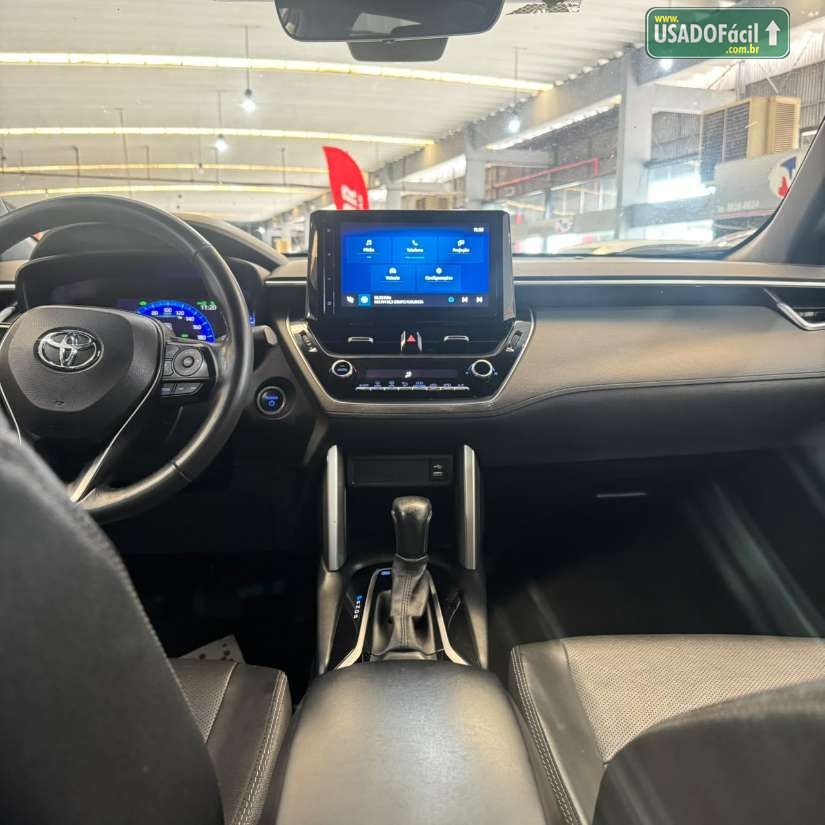 TOYOTA Corolla Cross XRV 1.8 Automático Híbrido 2023/2024 — foto 8 de 14