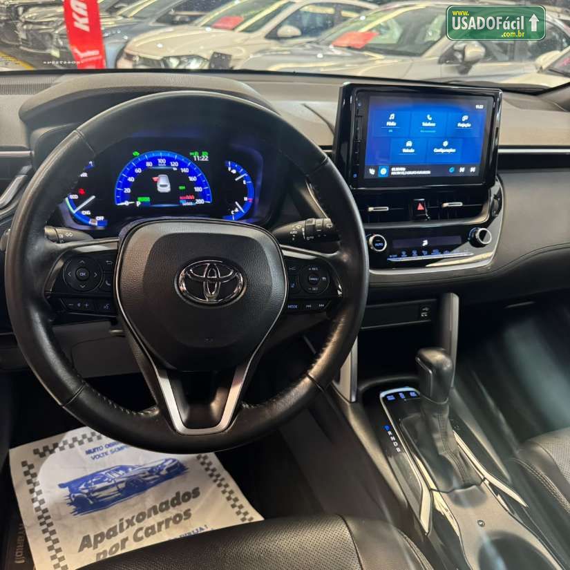 TOYOTA Corolla Cross XRV 1.8 Automático Híbrido 2023/2024 — foto 9 de 14