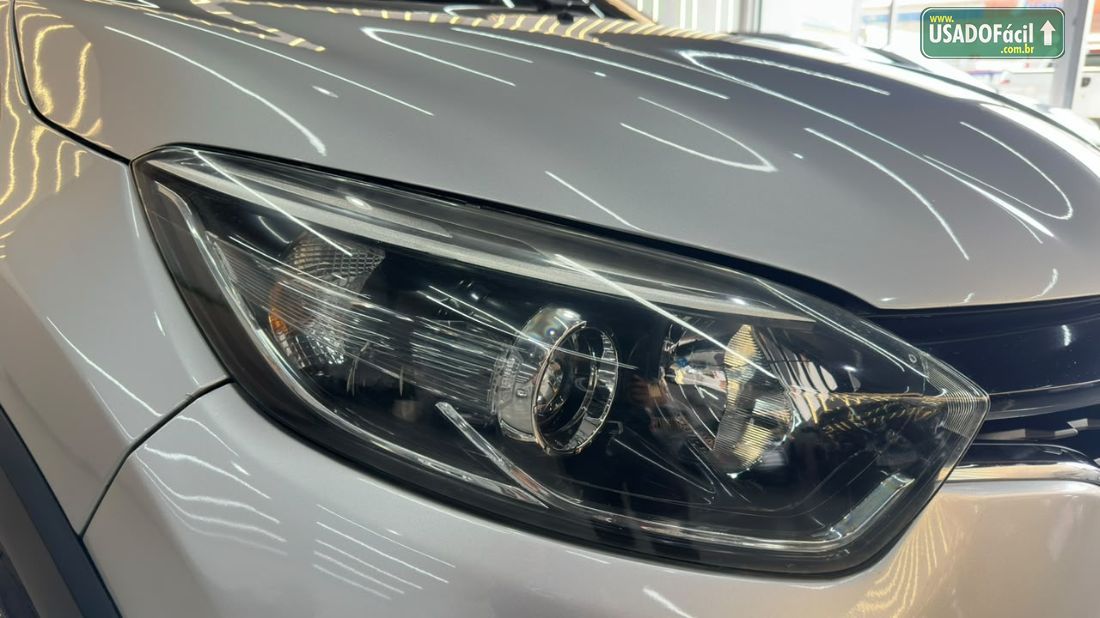 Renault Captur Life 1.6 Automático Flex 2019/2019 — foto 18 de 20