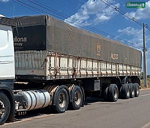 Carreta graneleiro 4 eixo noma