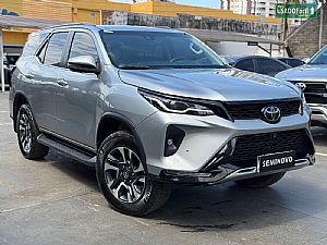 Toyota Hilux SW4 SRX Platinum 2.8 4x4 Turbo Automático Diesel