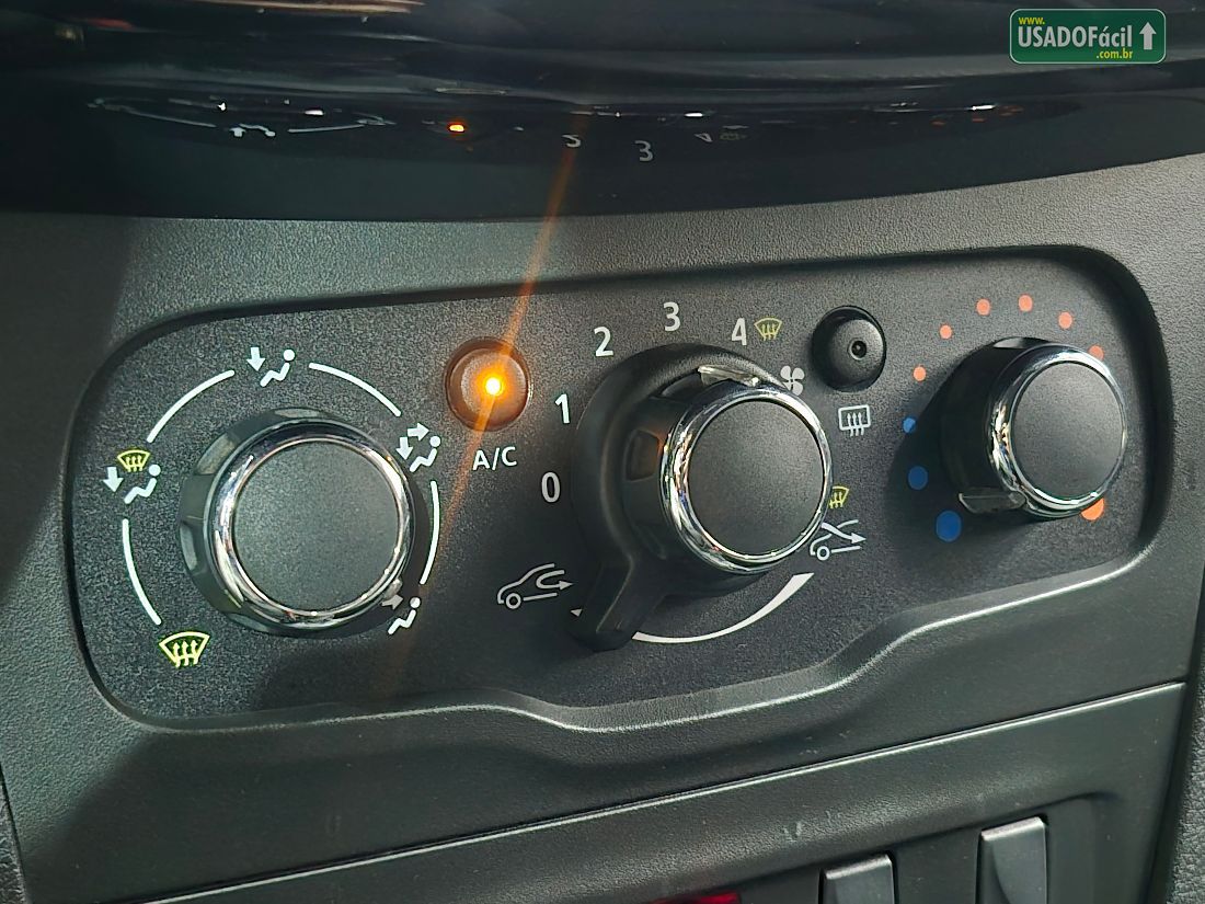 Renault Logan Life 1.0 Mecânico Flex 2021/2022 — foto 19 de 19