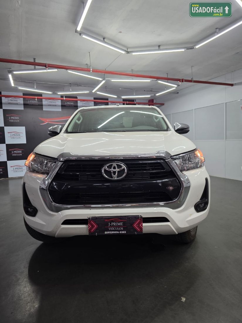 Toyota Hilux SRV CD 2.8 4x4 TDI Automático Diesel 2023/2024 — foto 2 de 12