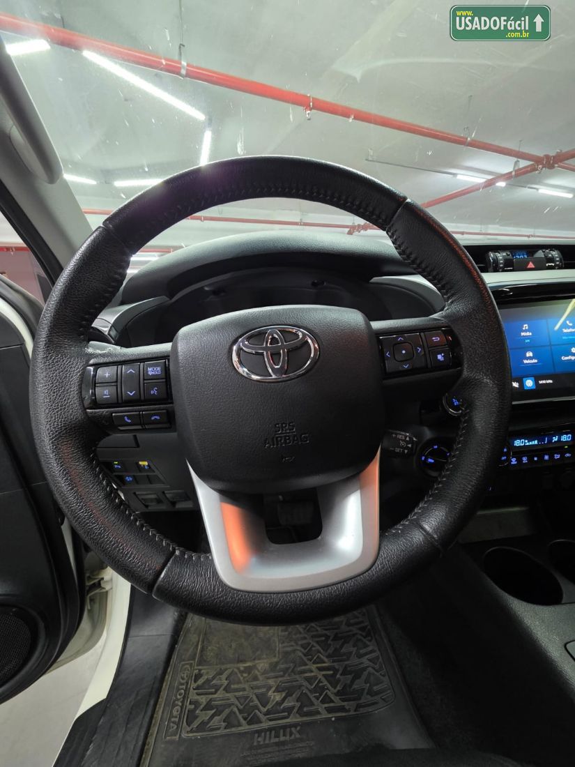 Toyota Hilux SRV CD 2.8 4x4 TDI Automático Diesel 2023/2024 — foto 7 de 12