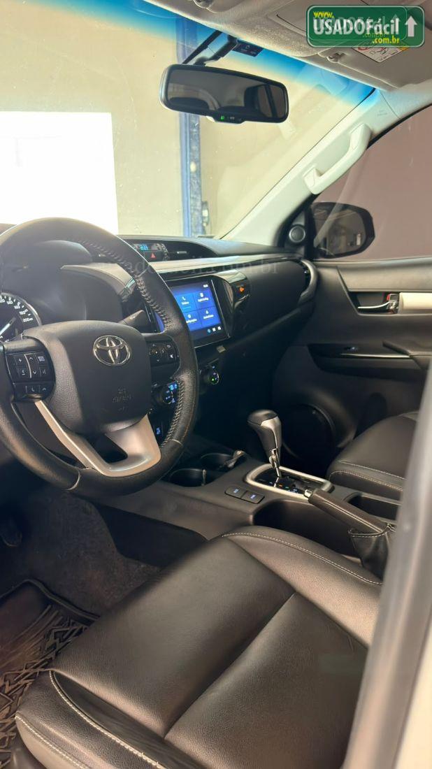 TOYOTA HILUX SRV cd 2024/2024 — foto 8 de 9