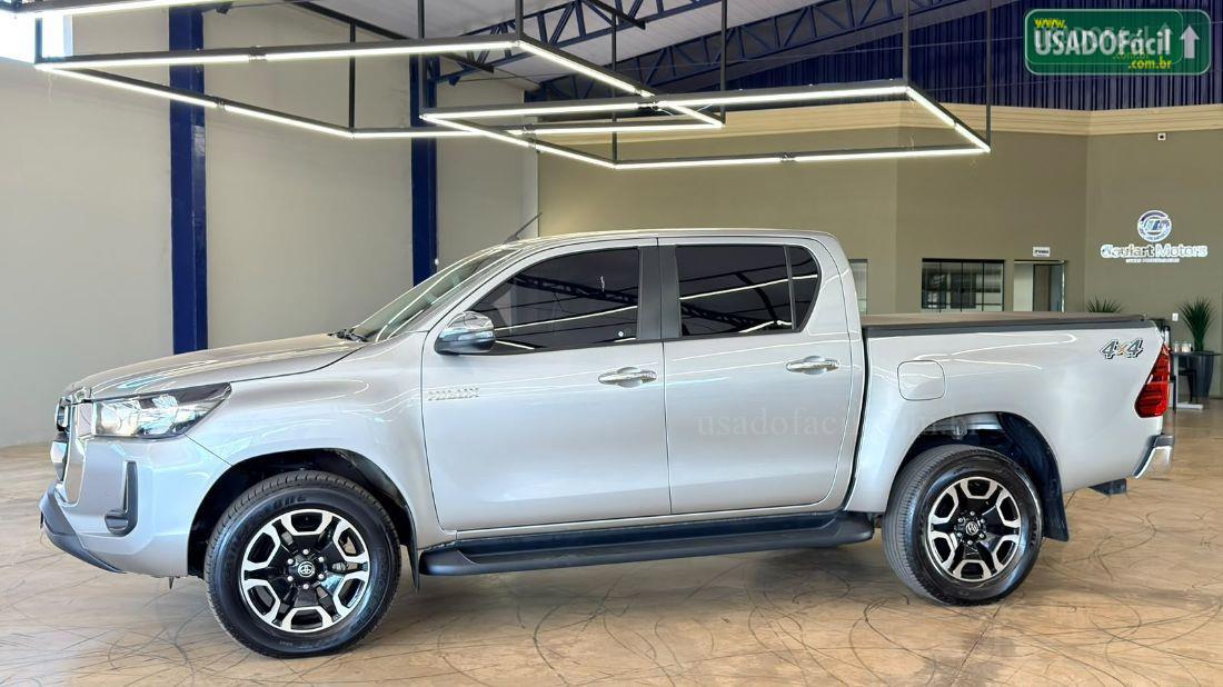 TOYOTA HILUX SRV cd 2024/2024 — foto 4 de 9