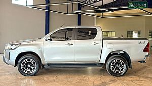 TOYOTA HILUX SRV cd