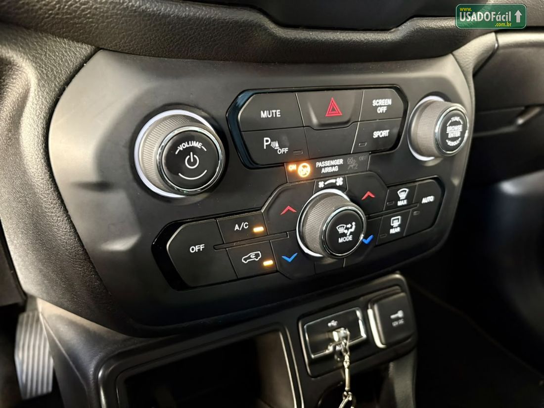 Jeep Renegade Longitude 1.8 4x2 Automático Flex 2019/2019 — foto 12 de 16