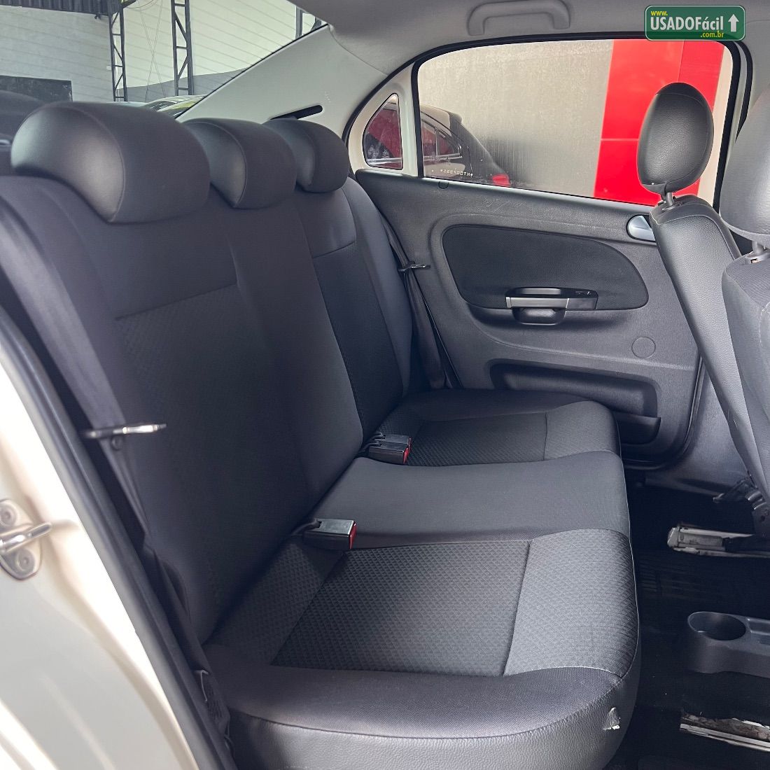 Volkswagen Voyage 1.6 MSI Flex 2018/2019 — foto 12 de 12