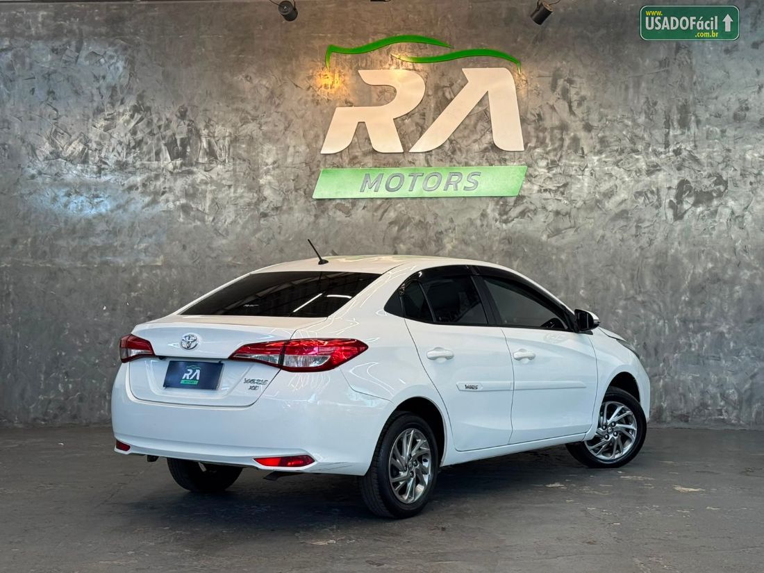 Toyota Yaris Sedan XS 1.5 Automático Flex 2023/2024 — foto 6 de 15