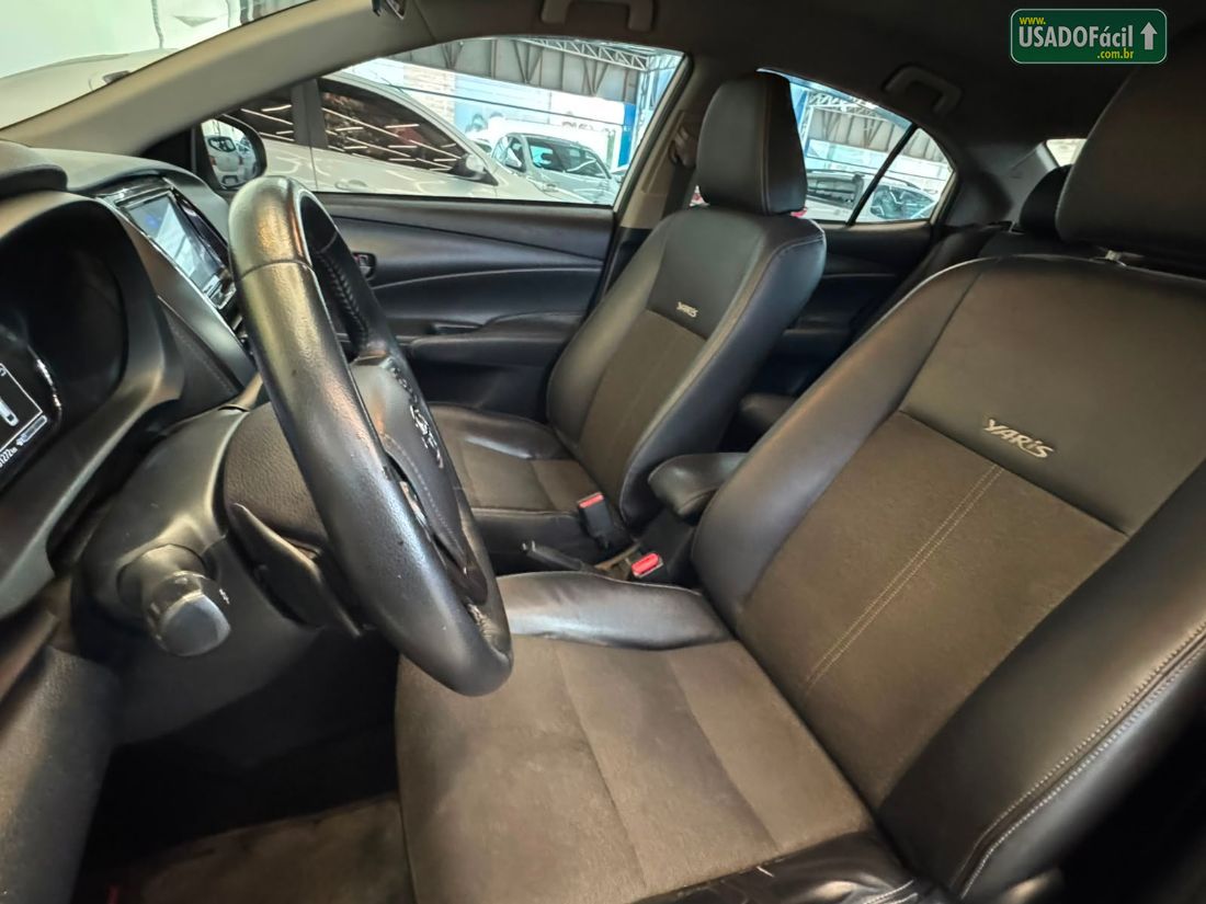 Toyota Yaris Sedan XS 1.5 Automático Flex 2023/2024 — foto 8 de 15