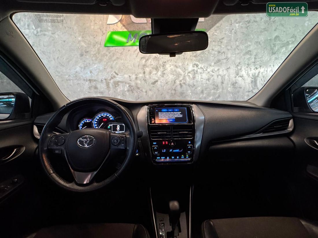 Toyota Yaris Sedan XS 1.5 Automático Flex 2023/2024 — foto 9 de 15