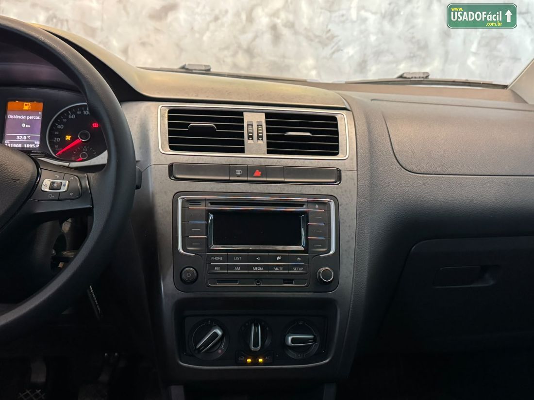 Volkswagen Fox Trendline 1.0 4P Flex 2016/2016 — foto 11 de 15