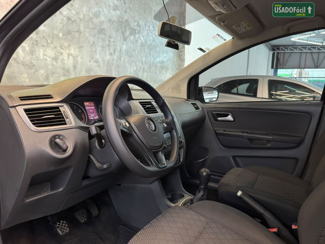 Volkswagen Fox Trendline 1.0 4P Flex 2016/2016 — foto 7 de 15
