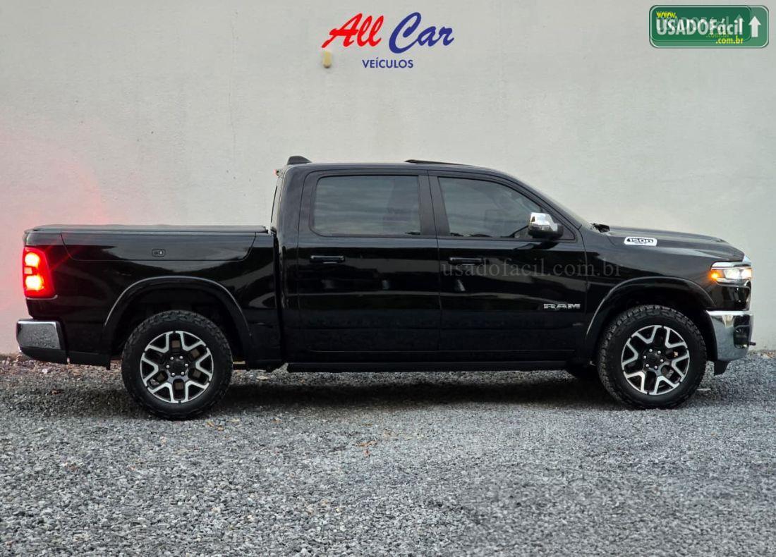 RAM Ram 1500 Laramie CD 3.0 BI-Turbo 4x4 Automático 2024/2025 — foto 3 de 16