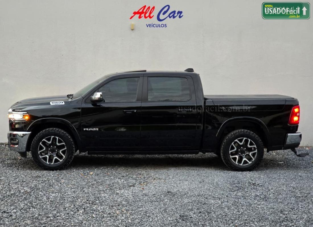 RAM Ram 1500 Laramie CD 3.0 BI-Turbo 4x4 Automático 2024/2025 — foto 4 de 16