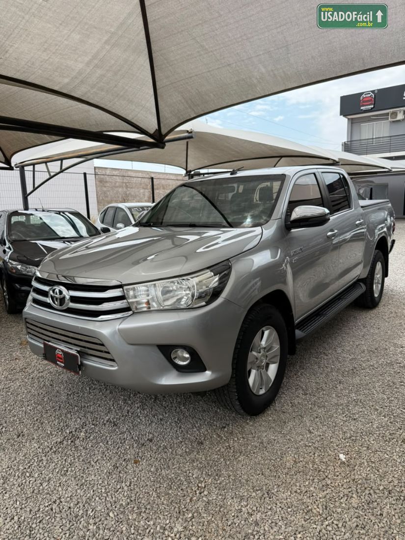 Toyota Hilux SRV CD 2.7 4X2 Automático Flex 2017/2018 — foto 3 de 11