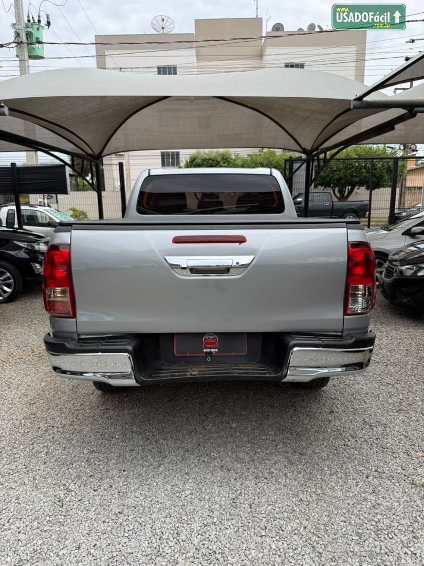 Toyota Hilux SRV CD 2.7 4X2 Automático Flex 2017/2018 — foto 5 de 11