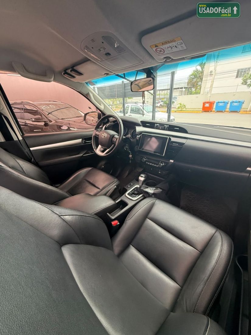 Toyota Hilux SRV CD 2.7 4X2 Automático Flex 2017/2018 — foto 8 de 11