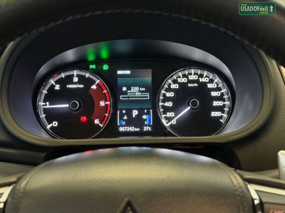 Mitsubishi Pajero Sport HPE-S 2.4 4x4 Automático Diesel 2023/2024 — foto 11 de 21