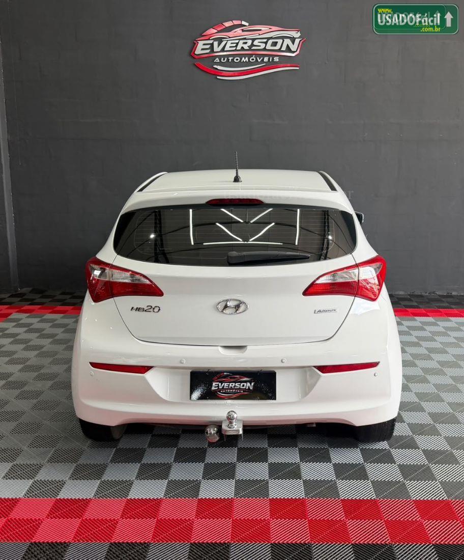 HYUNDAI HB20 Hatch Comfort Style 1.6 Flex automático 2017/2017 — foto 8 de 17