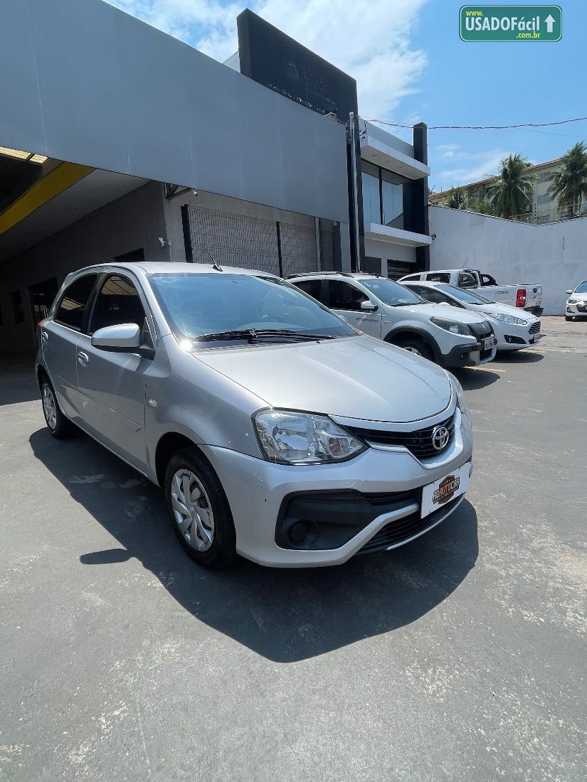 TOYOTA Etios Hatch XS 1.5 Automático Flex 2017/2018 — foto 2 de 10